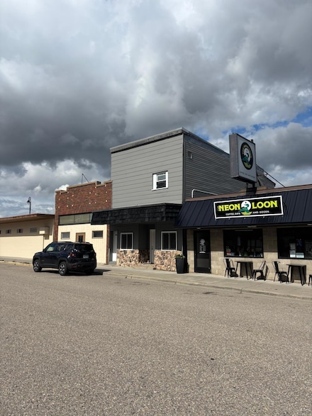 106 E 5th St, Starbuck, MN 56381