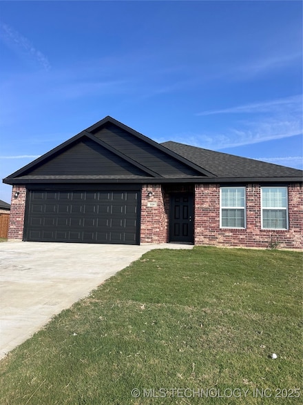 3324 Little John Dr, Durant, OK 74701