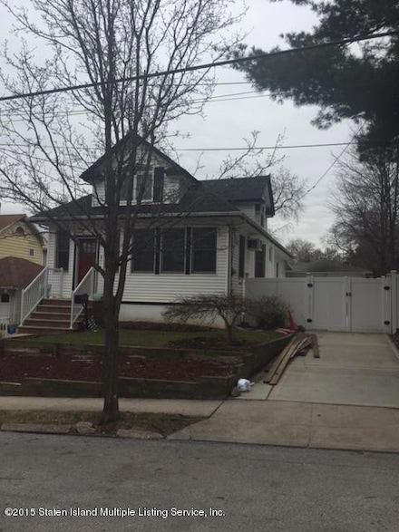 431 N Burgher Ave, Staten Island, NY 10310