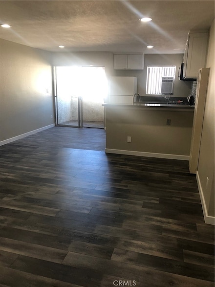 18530 Hatteras St Unit 332, Tarzana, CA 91356