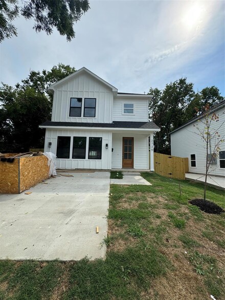 2725 Cross St, Dallas, TX 75210