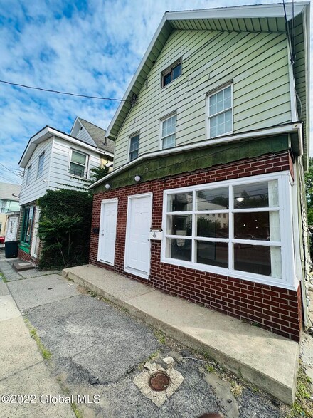779 Eastern Ave, Schenectady, NY 12308