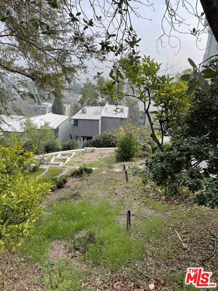 2343 Silver Ridge Ave, Los Angeles, CA 90039