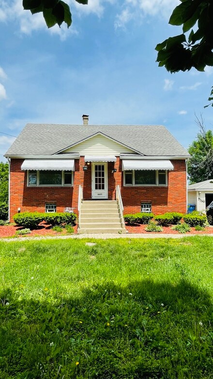 7756 W 91st St, Hickory Hills, IL 60457