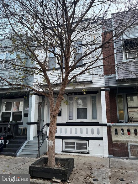 1423 S Marston St, Philadelphia, PA 19146