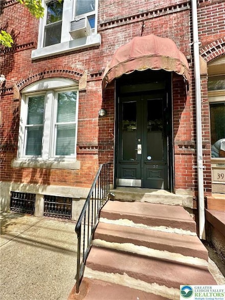 37 S 10th St Unit 1, Allentown, PA 18102