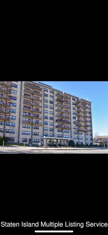 1000 Clove Rd Unit 2A, Staten Island, NY 10301