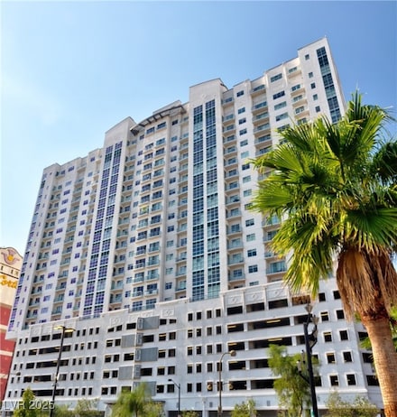 150 Las Vegas Blvd N Unit 1001, Las Vegas, NV 89101