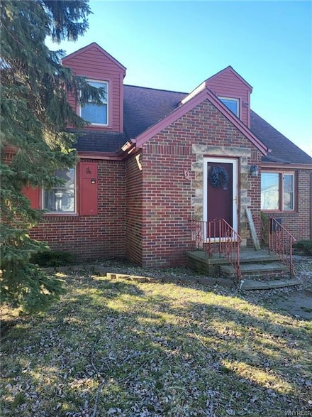 5 Salisbury Ave, Buffalo, NY 14219