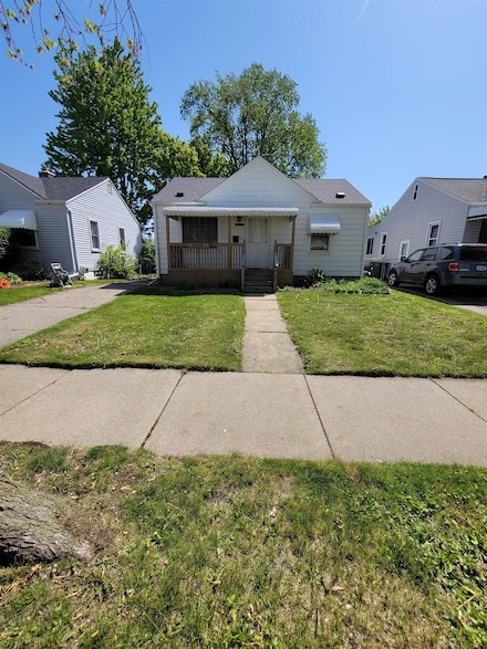25500 Culver St, Saint Clair Shores, MI 48081