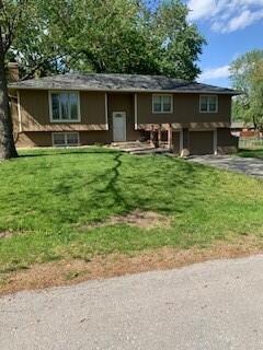 15316 N Circle Dr, Basehor, KS 66007