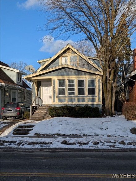 100 Winspear Ave, Buffalo, NY 14214