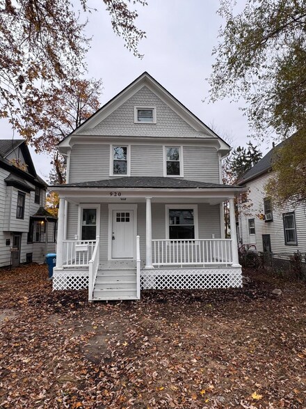920 Egleston Ave, Kalamazoo, MI 49001