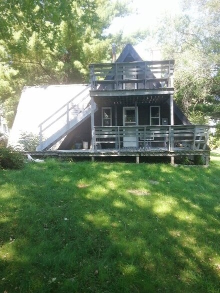 301 Park St, Ontario, WI 54651