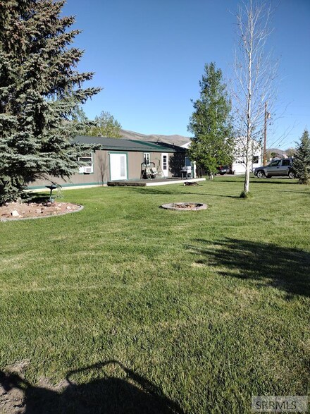 3195 N 3350 W, Moore, ID 83255