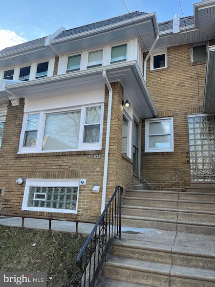 5132 N 10th St, Philadelphia, PA 19141