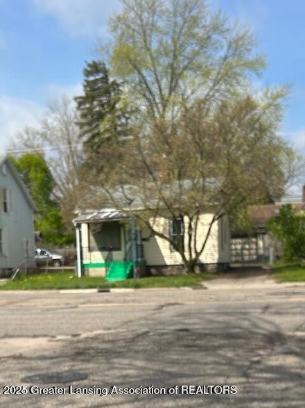 1600 S Pennsylvania Ave, Lansing, MI 48910