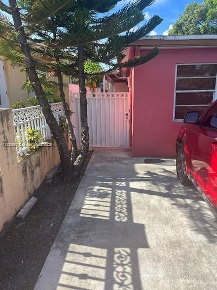 541 E 16th St Unit Side, Hialeah, FL 33010