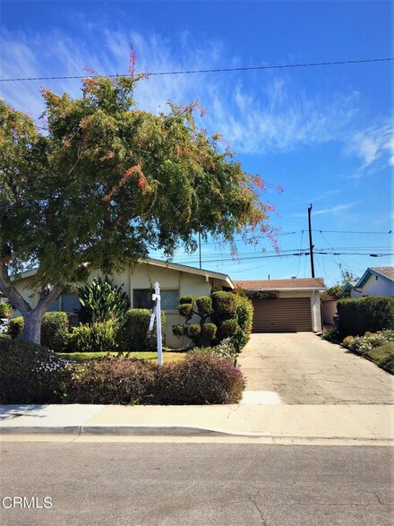 2400 Lassen St, Oxnard, CA 93033