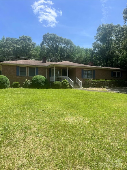 1994 Greenleaf Rd, Clover, SC 29710