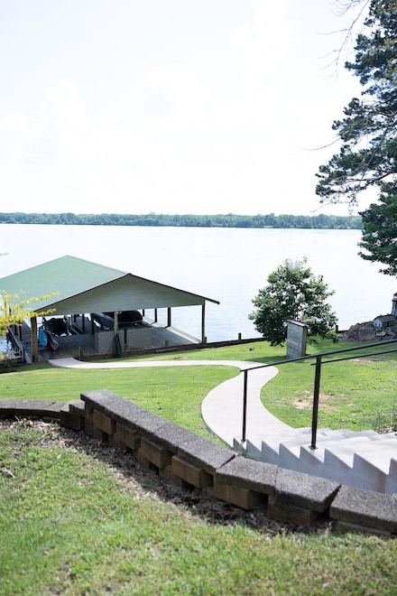445 Dogwood Estates Rd, Fulton, MS 38843