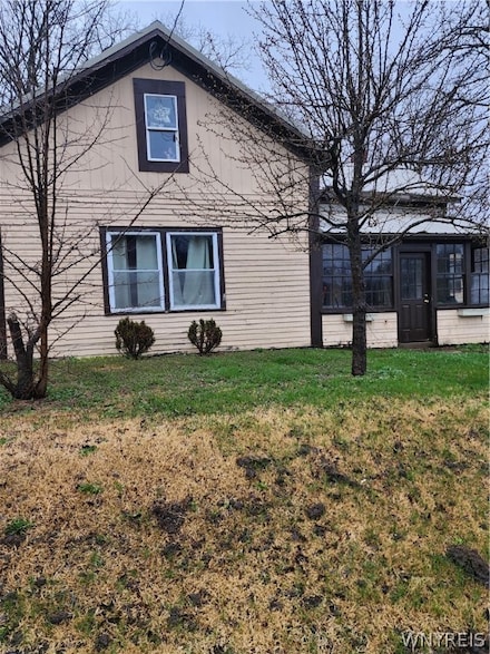 1850 Davis Rd, West Falls, NY 14170
