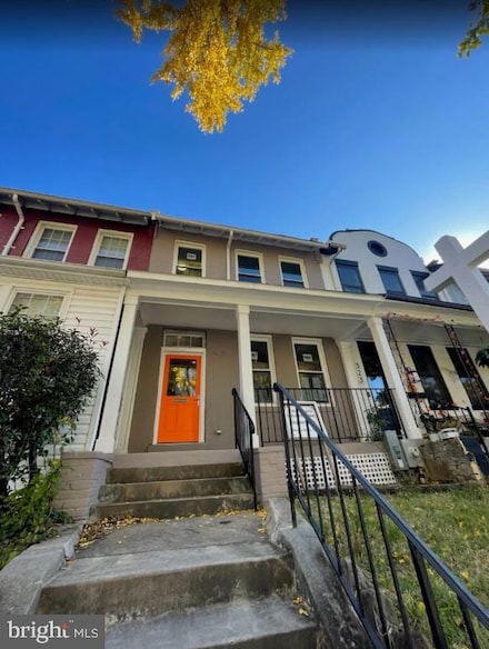 325 14th Place NE, Washington, DC 20002