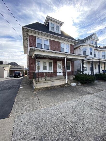 1814 Freemansburg Ave, Easton, PA 18042