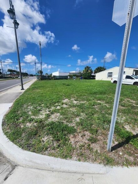 N/A W 4th St, Riviera Beach, FL 33404