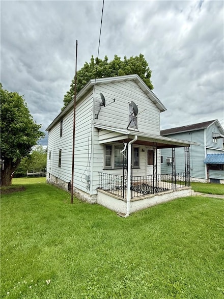 411 East Ave, Allison, PA 15413
