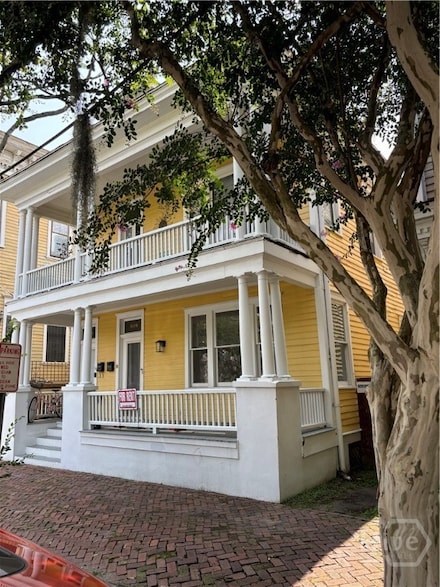 810 Barnard St, Savannah, GA 31401