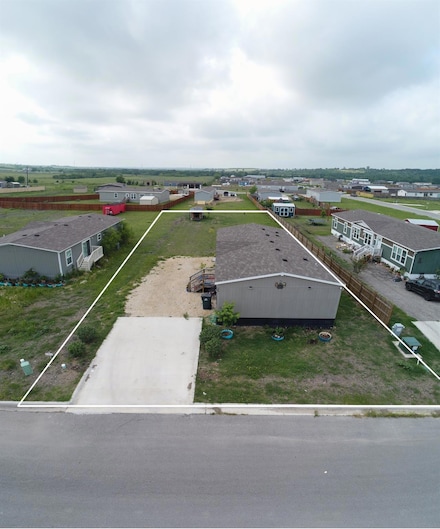 480 Ganado Dr, Niederwald, TX 78640