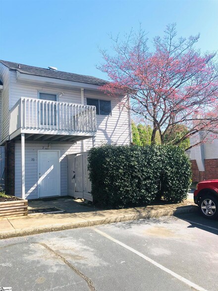 72 Jib Ct, Greenville, SC 29611