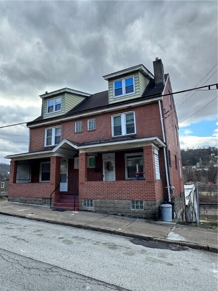 729 Middle Ave, Wilmerding, PA 15148