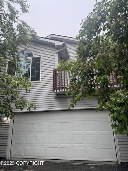 2924 Red Currant Cir, Anchorage, AK 99507