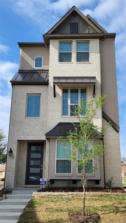 2225 Fort Bliss St, Mesquite, TX 75149