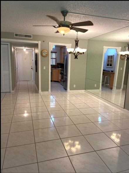 4760 Lucerne Lakes Blvd W Unit 1070, Lake Worth, FL 33467