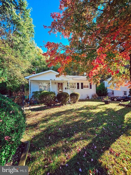 4109 Glendale Rd, Woodbridge, VA 22193