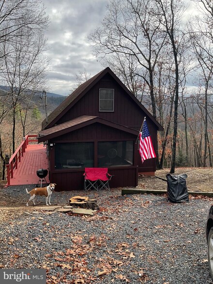 2907 Crossings View Rd, Bloomery, WV 26817