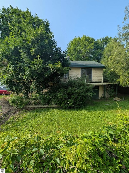 4989 W Jordan Rd, Weidman, MI 48893