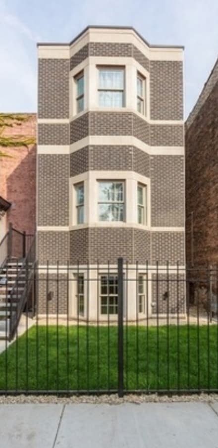 530 E 44th Place, Chicago, IL 60653