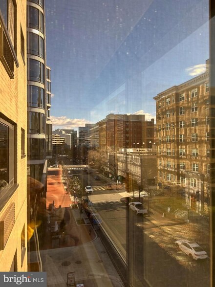 2141 I St NW Unit 505, Washington, DC 20037
