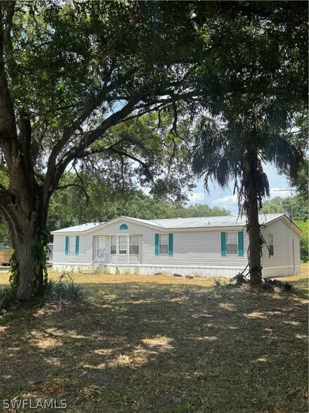 143 Oak Dr, Clewiston, FL 33440