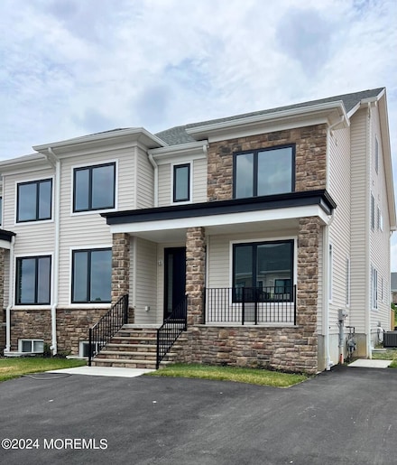 2 Payne Ave, Lakewood, NJ 08701