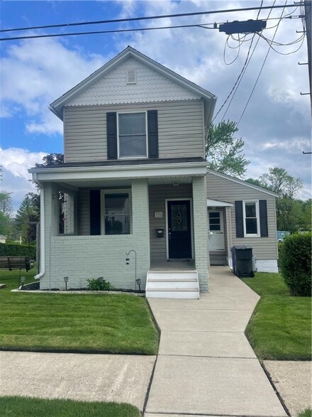 336 Walnut St, Zelienople, PA 16063