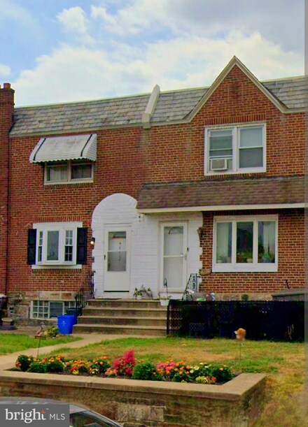 4410 Sheffield St, Philadelphia, PA 19136