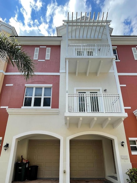 2377 Vintage Dr, Lighthouse Point, FL 33064