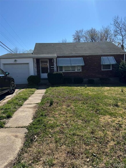 4728 Fletcher St, Saint Louis, MO 63121