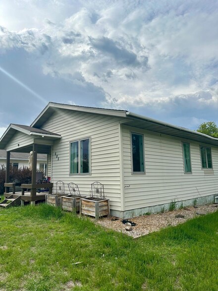 605 19th St NW, Bemidji, MN 56601