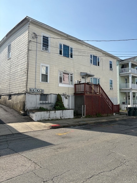 217 Plain St, Fall River, MA 02723